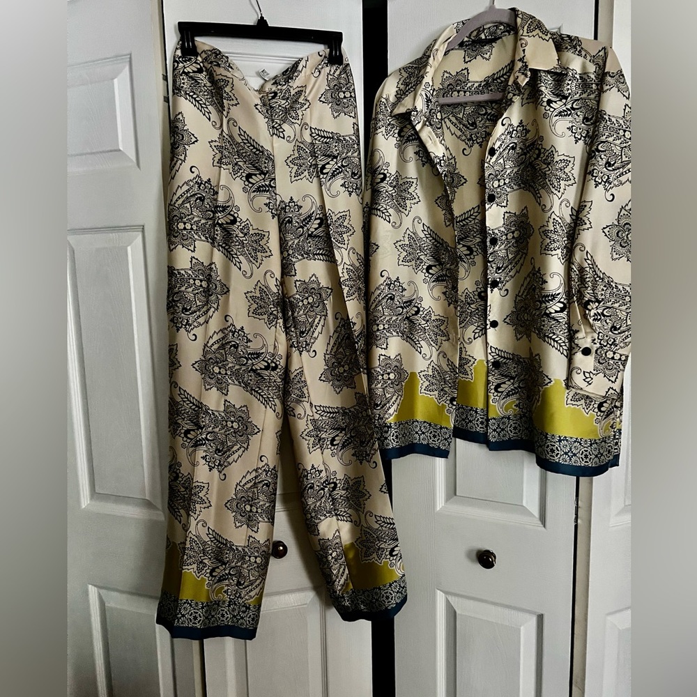 Zara printed Pant Set